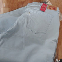 Load image into Gallery viewer, Levi&#39;s Women&#39;s 505 Straight Jeans, Cashmere Blue, Size 16 Medium 33x32
