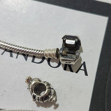 Load image into Gallery viewer, Pandora Sterling Silver 7.0&quot; Starter Bracelet &amp; Queen BEE Charm 790227
