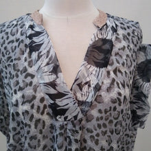 Load image into Gallery viewer, Adele Altman Roma Swim Cover-up, Black/White/Grey, size 1X
