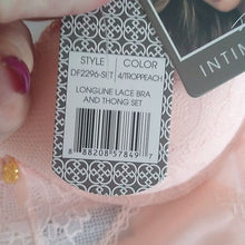 Load image into Gallery viewer, Daisy Fuentes Matching Bra Set, Peach, 34B/Small panty
