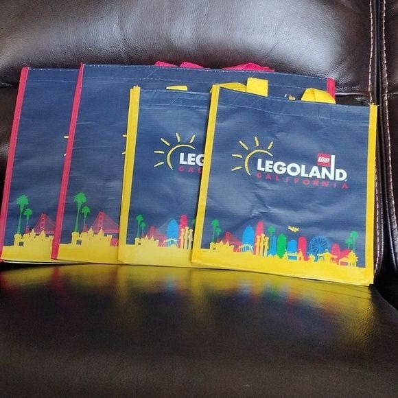 Legoland California Gift Bags, Set of 4: 2x Small + 2x Medium