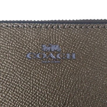 Load image into Gallery viewer, Coach F21070 Crossgrain Metallic Leather Corner Zip Wristlet, QB/Metallic Fern
