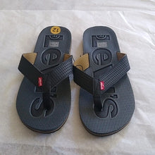 Load image into Gallery viewer, Levi&#39;s Men&#39;s Kyle Sport J Flip Flop Sandals, Black, Size 12
