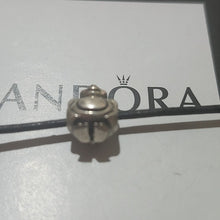 Load image into Gallery viewer, Pandora Sterling Silver Retired &amp; Rare Spotty Head Penguin 790423
