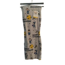 Load image into Gallery viewer, Berkshire Peanuts Halloween Lucy Charlie Brown Woodstock Plush Throw

