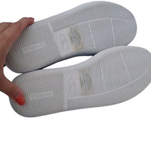 Load image into Gallery viewer, O'Neill Surf Lo Turkey Slipper Shoes, Black, Size 9M
