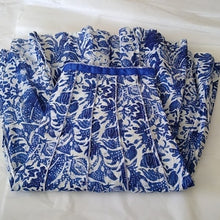 Load image into Gallery viewer, Roz + Ali Full Skirt, Blue + White, Size 10
