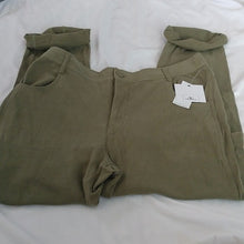Load image into Gallery viewer, O&#39;Neill Minerva Knit Pant with Enzyme Wash, Olivine,  size Large
