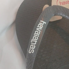Load image into Gallery viewer, Men&#39;s Havaianas Flip Flop Sandals, Black, size 8
