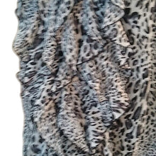 Load image into Gallery viewer, Avenue Animal Print Ruffle Blouse,  Size 26/28
