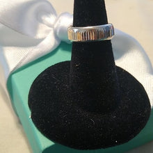 Load image into Gallery viewer, Sterling Silver Toe Ring 925, size 1
