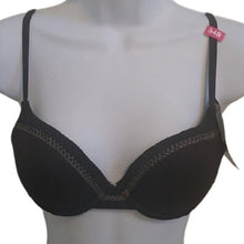 Load image into Gallery viewer, Maidenform Lightweight Memory Foam T-Shirt Bra 34B
