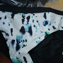 Load image into Gallery viewer, Calia Carrie Underwood Wide Banded Printed Bottoms, Oceanic Camo, XL
