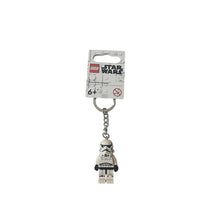 Load image into Gallery viewer, LEGO Star Wars Stormtrooper Minifigure Keychain 853946
