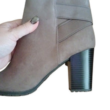Load image into Gallery viewer, A NEW DAY Candyce Water Repellant Heeled Boots, Size 10
