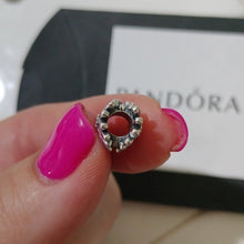 Load image into Gallery viewer, Pandora Sterling Silver Daisy Flower Charm with Purple + White Enamel 798775c02
