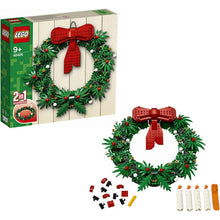 Load image into Gallery viewer, LEGO Seasonal: Christmas Wreath 2-in-1 (40426)
