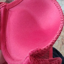 Load image into Gallery viewer, XOXO Red Rock Padded Push Up Bra, 34B
