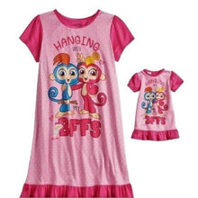 Load image into Gallery viewer, Fingerlings Girls Pajamas Dress Nightgown w/ 18&quot; Doll Gown, Size 8
