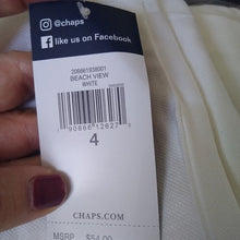 Load image into Gallery viewer, Chaps Linen Blend Pleated Shorts, White, size 4
