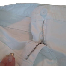 Load image into Gallery viewer, New York &amp; Co. Cotton Skirt, White, Size 4
