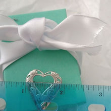 Load image into Gallery viewer, Artisan made Silver Openwork Heart Brooch
