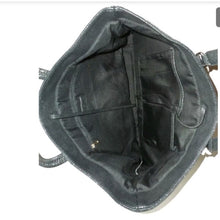 Load image into Gallery viewer, Apt.9 Large Vegan Leather Tote Tulip accents
