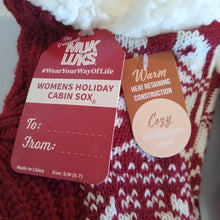 Load image into Gallery viewer, Muk LUKS Women&#39;s Holiday Cabin Sox, 2 pair,  Size Large/X-Large

