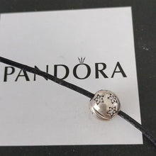 Load image into Gallery viewer, PANDORA Sterling Silver Twinkle Twinkle Star Clip  791058cz
