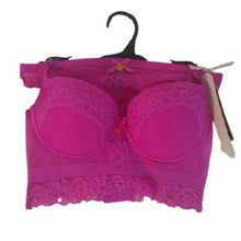 Load image into Gallery viewer, Daisy Fuentes Matching Bra Panty Set, Berry, Size 36C
