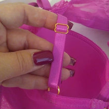 Load image into Gallery viewer, Daisy Fuentes Matching Bra Panty Set, Berry, Size 36C

