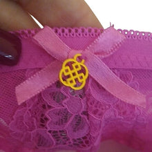 Load image into Gallery viewer, Daisy Fuentes Matching Bra Panty Set, Berry, Size 36C
