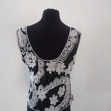Load image into Gallery viewer, Paradise NY  Black/White  Beaded Silk Sleeveless Blouse Top, Size Large
