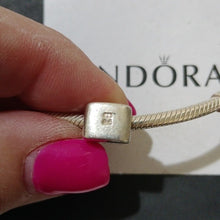 Load image into Gallery viewer, Pandora 7.0&quot; Snake Chain Bracelet &amp; Pretty Purse charm 790309
