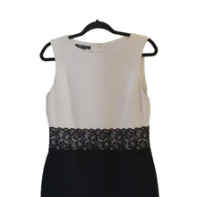 Load image into Gallery viewer, London Style Nights Lacy Mid Color Block Dress, Ivory + Black, Size 10
