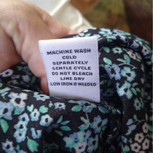 Load image into Gallery viewer, Emma + Michele Sleeveless Maxi Dress, Floral Print,  Size Small
