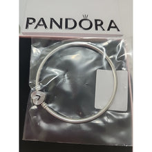 Load image into Gallery viewer, Pandora Radiating Heart Clasp Bangle Bracelet 593752C00, Size 19cm/7.5in
