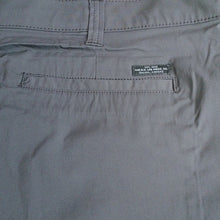 Load image into Gallery viewer, Lee Men's Mission Flat-Front Shorts, Black, 40 waist
