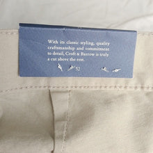 Load image into Gallery viewer, Croft &amp; Barrow 9&quot; Side-Elastic Cotton Relaxed Fit Cargo Shorts, Silver Birch, 52
