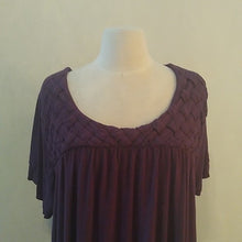 Load image into Gallery viewer, Lane Bryant Eggplant Purple Basket Weave front Top Blouse, Size 26/28
