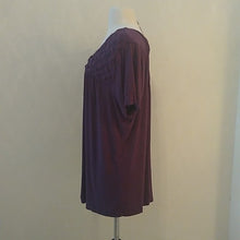 Load image into Gallery viewer, Lane Bryant Eggplant Purple Basket Weave front Top Blouse, Size 26/28
