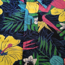 Load image into Gallery viewer, Levi's Lembert Poplin Hawaiian Floral Button Down, size XXL
