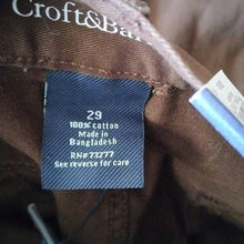 Load image into Gallery viewer, Croft &amp; Barrow Side Elastic 7" Cargo Shorts, Demitasse Dark Brown, size 29
