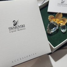Load image into Gallery viewer, Swarovski Gold Leaf Clear Crystal Memories Strawberry Brooch

