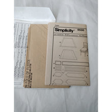 Load image into Gallery viewer, UNCUT Simplicity Table Top Accessories and Chair Pad Sewing Pattern 5530
