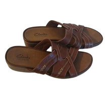 Load image into Gallery viewer, CLARKS Women's Bendables  81373 Brown Leather Strappy Sandal US Size 6M
