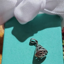 Load image into Gallery viewer, Sterling Silver Vintage Peter Stone PSCL Trinity Celtic Knot Cone Pendant
