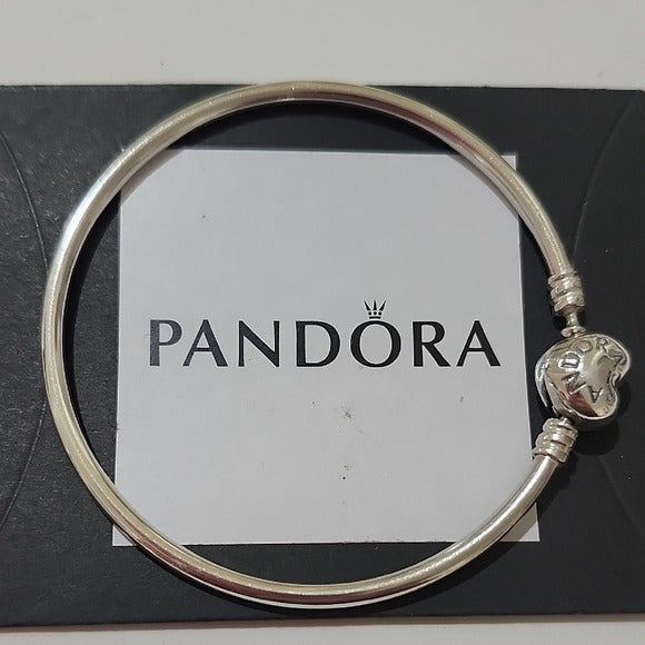 Pandora Sterling Silver Moments Heart Bangle Bracelet Medium 19cm