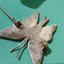 Load image into Gallery viewer, Hecho En Mexico AM 109 Sterling Silver Butterfly Moth Brooch with Abalone
