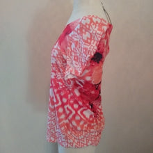 Load image into Gallery viewer, World Unity Embellished Floral Top Oranges/Coral/Black/White, Size XL
